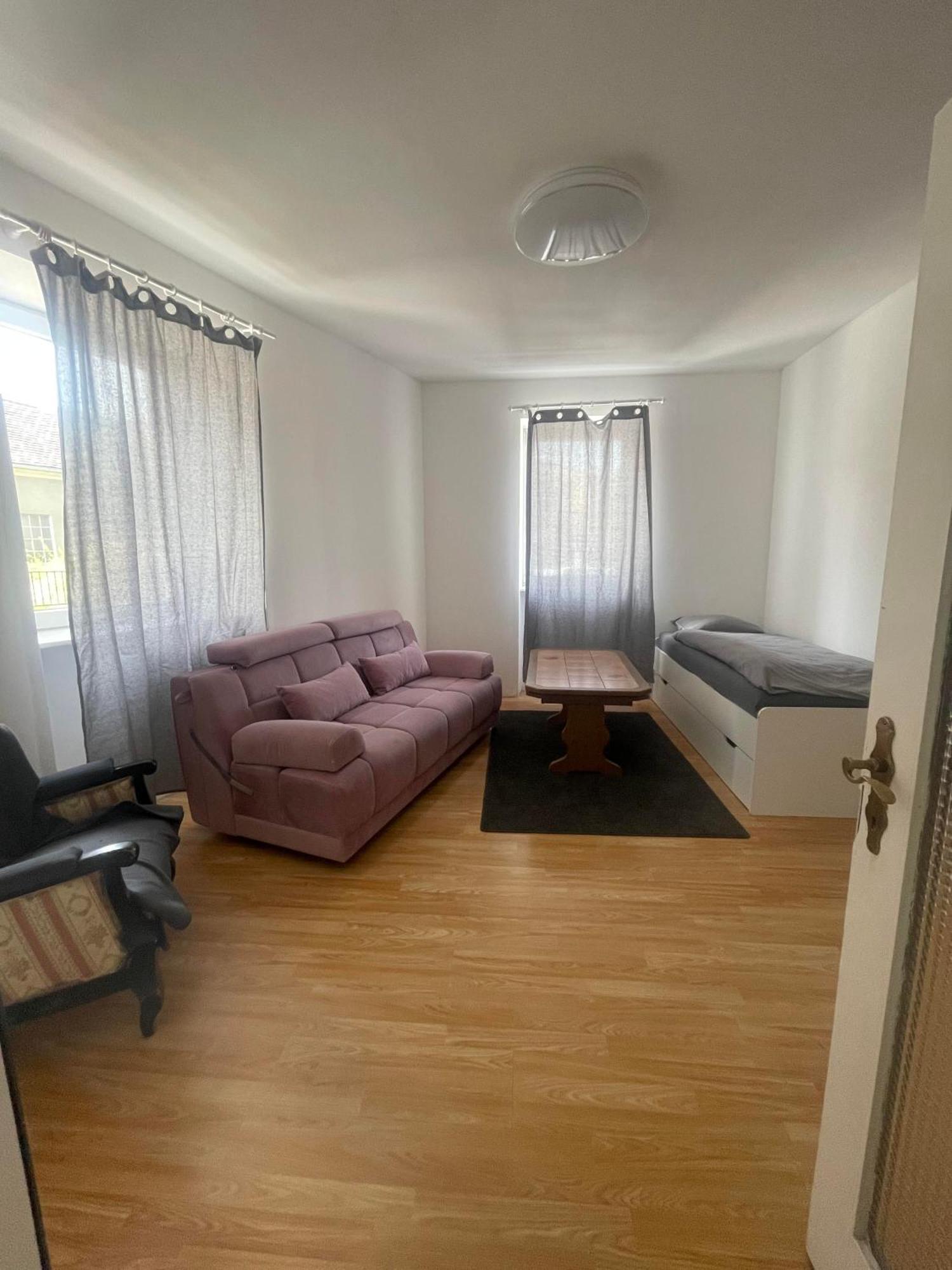 Gemuetlich Und Fein Daire Ebenfurth Dış mekan fotoğraf